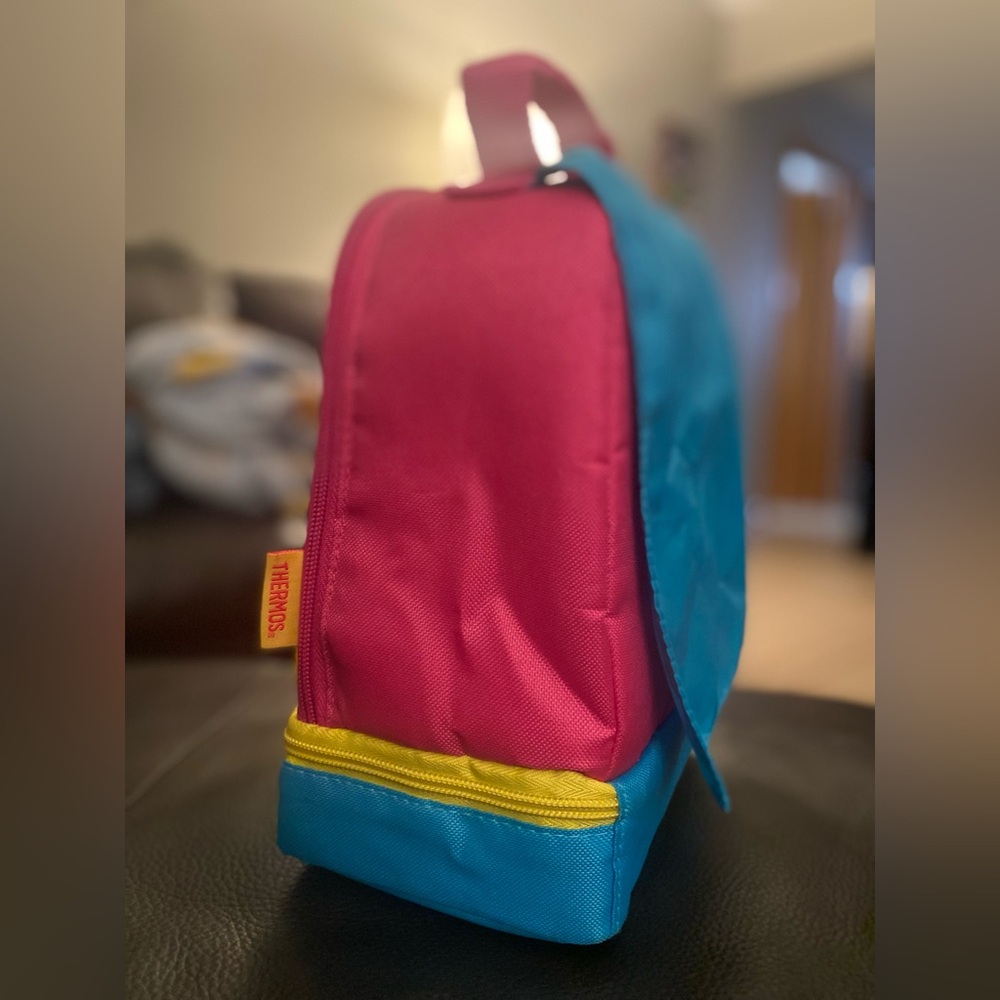 Wonder Woman Lunch Bag - Picture 2 of 5
